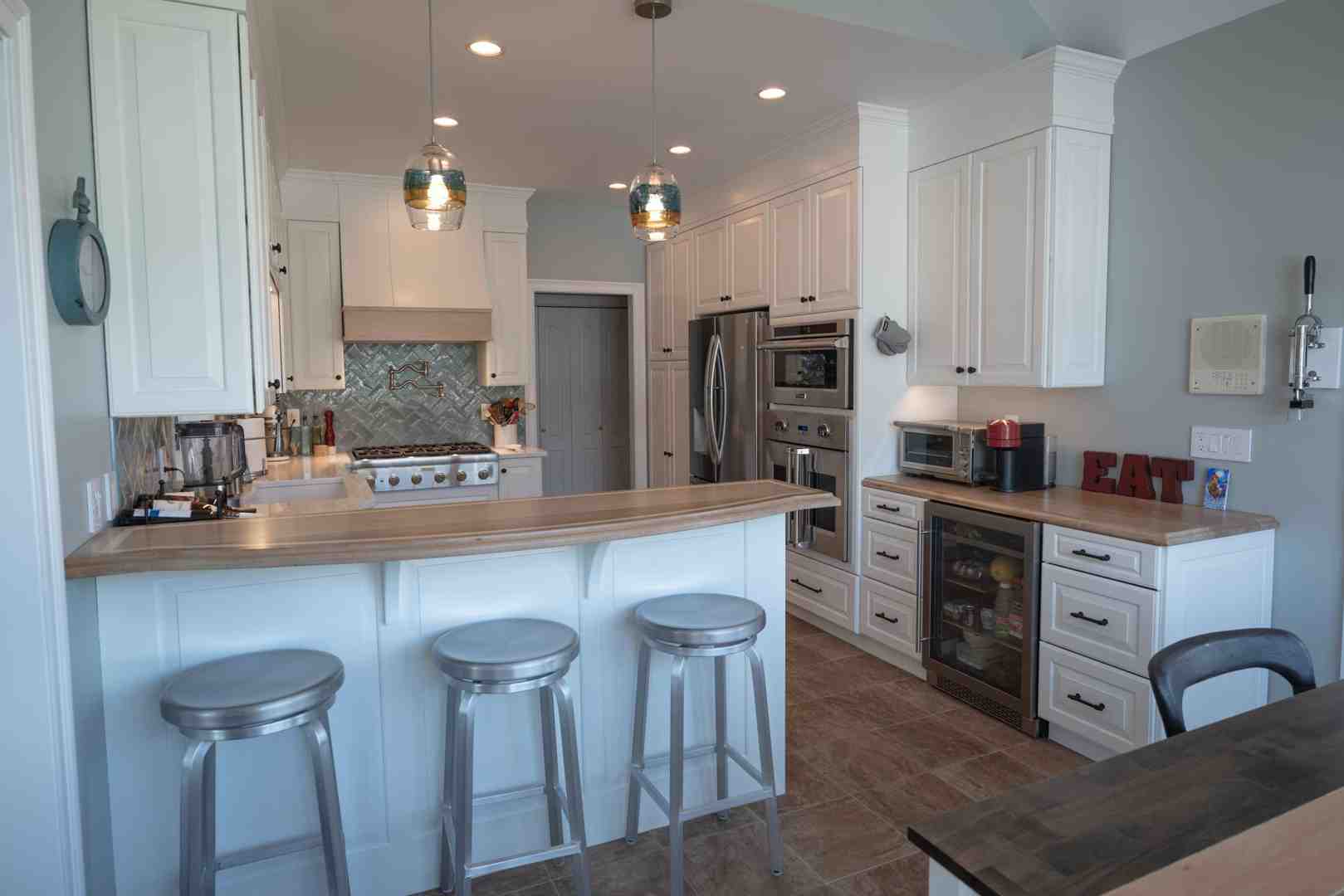 kitchen cabinet painter in my area